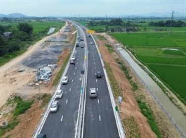 15 dự án cao tốc Bắc-Nam phía Đông sẽ được mở rộng từ đầu năm 2027