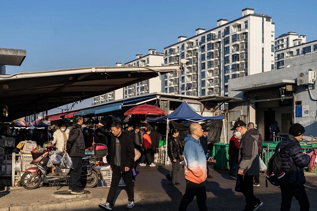 Người Trung Quốc trả giá đắt khi dồn tiền tiết kiệm vào bất động sản