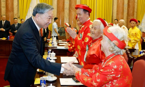 Tổng Bí thư, Chủ tịch nước: Cần thay đổi tư duy về người cao tuổi