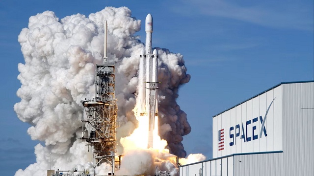 Goldman Sachs dự báo sốc về mảng AI của SpaceX