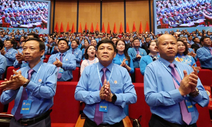 "Phòng chống kiệt sức tại nơi làm việc cần được luật hóa"