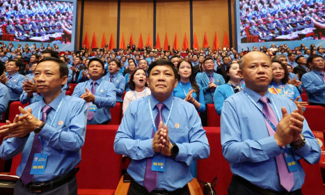 "Phòng chống kiệt sức tại nơi làm việc cần được luật hóa"