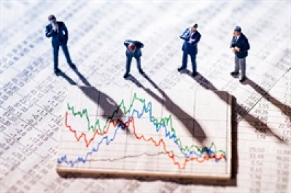 Những cổ phiếu nào khiến VN-Index giảm điểm, HNX-Index đứt mạch tăng?