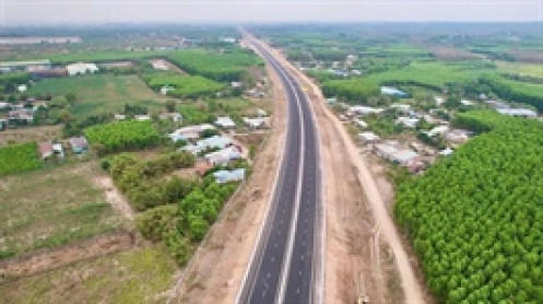 Đề xuất bỏ một số thủ tục để đẩy nhanh mở rộng cao tốc Bắc - Nam