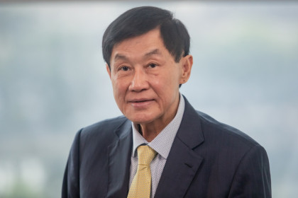 Công ty ông Johnathan Hạnh Nguyễn làm chủ tịch tính chia cổ tức kỷ lục