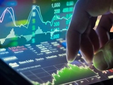 Góc nhìn 10/06: Áp lực rung lắc điều chỉnh
