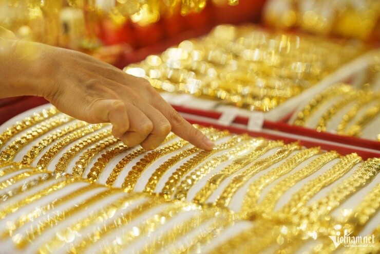 Vàng đã giảm gần 50 triệu đồng/lượng từ đỉnh: Cơ hội 'bắt đáy' hay chiếc bẫy mới?