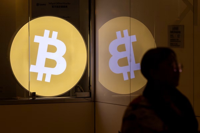 Bitcoin mất hơn 50% giá trị trong 8 tháng, chuyện gì đang xảy ra?