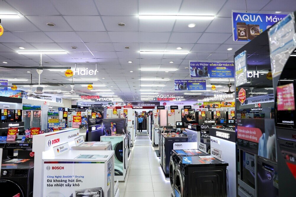 Bài học Best Buy và “lớp áo giáp” bảo vệ tăng trưởng, biên lợi nhuận của Điện Máy Xanh
