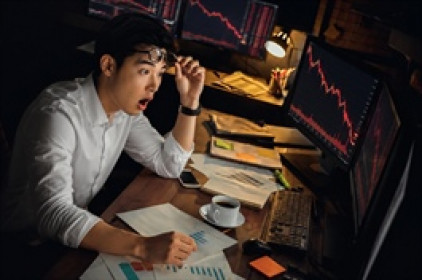 Nghịch lý thị trường có rủi ro phân phối giữa lúc cổ phiếu về đáy, điều gì đang diễn ra?