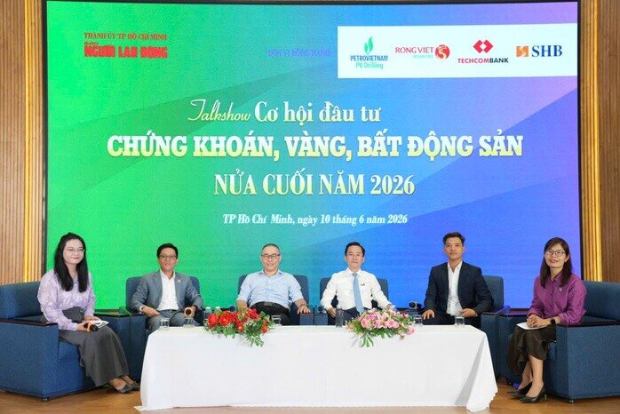 Giá vàng trồi sụt, nên cắt lỗ hay mua thêm?