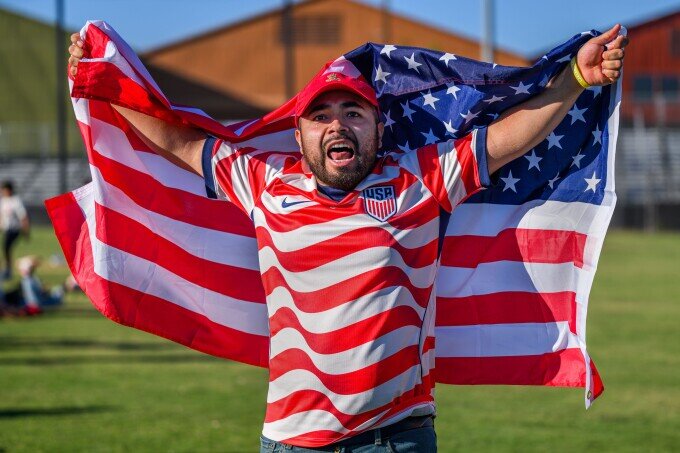 Những người sẵn sàng chi hàng chục nghìn USD để xem World Cup