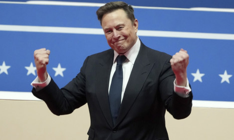 Elon Musk có thêm hơn 160 tỷ USD một ngày