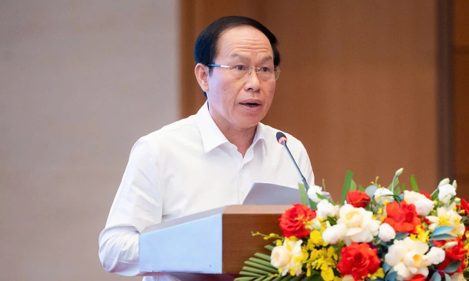 "Không để lồng ghép lợi ích nhóm khi làm luật"