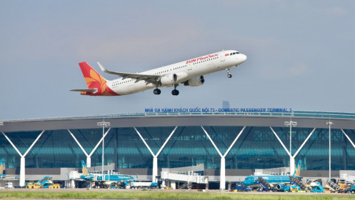 Thêm tuyến bay thẳng nối TP HCM - Quảng Ninh