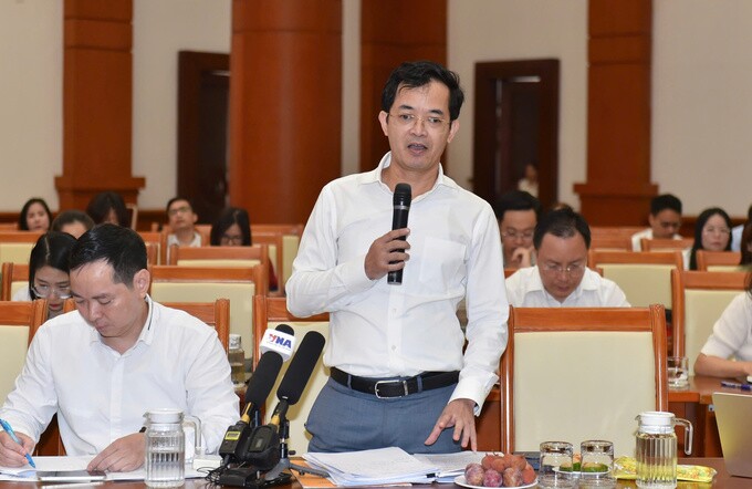 Bộ Tài chính: Sẽ nghiên cứu lại một số loại thuế với xăng E10