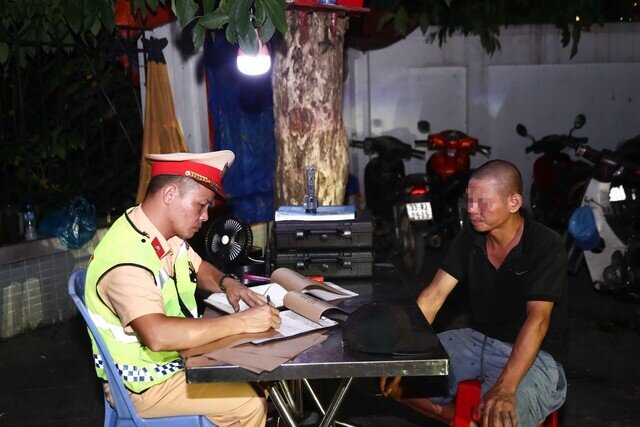 Hà Nội: Hơn 7,7 tỷ đồng tiền phạt vi phạm nồng độ cồn trong 7 ngày