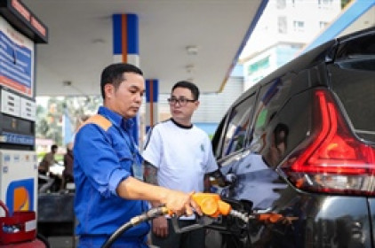 Giá xăng tăng hơn 1,200 đồng/lít từ 0h ngày 01/07, dầu giữ nguyên