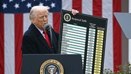 Ông Trump gom cổ phiếu Apple, Nvidia và loạt "ông lớn" công nghệ trước ngày hoãn thuế đối ứng