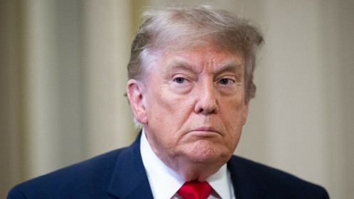 Ông Trump: Con tôi mua cái xe tải cũng bị cáo buộc nắm tin nội bộ