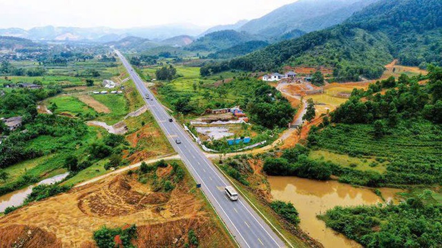 Bộ Xây dựng đề nghị tính lại suất đầu tư cao tốc Mộc Châu - Sơn La - Điện Biên