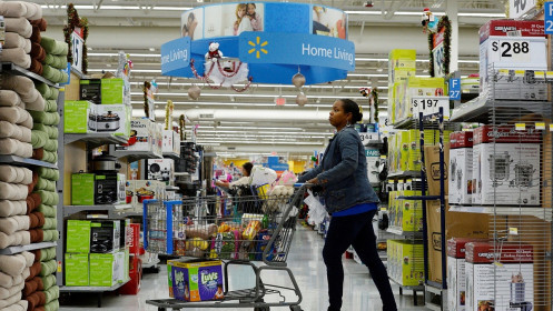 Ông Trump nói Walmart sẽ giảm giá sản phẩm theo yêu cầu của chính phủ