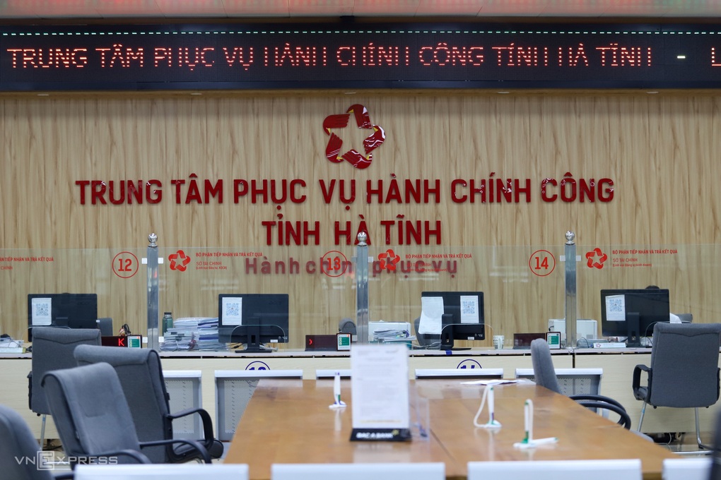 Viên chức quản lý phải từ chức nếu người thân sa vào tệ nạn