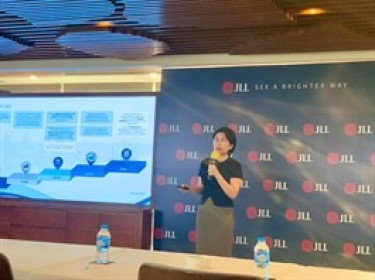 Tổng Giám đốc JLL Việt Nam: Giá nhà khó giảm dù nguồn cung tăng, TOD sẽ định hình diện mạo mới của TPHCM