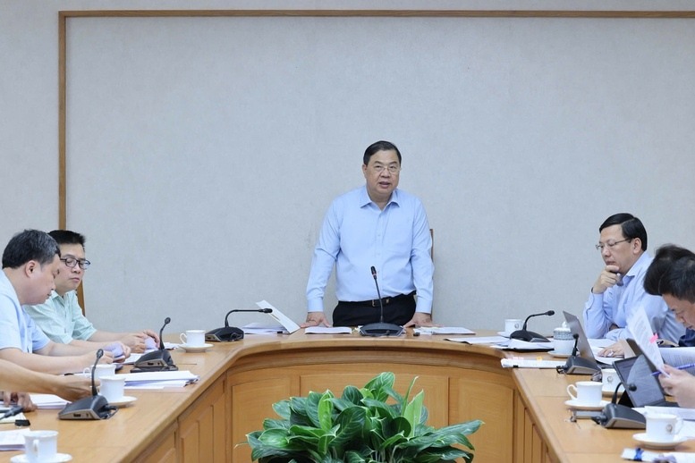 Phó Thủ tướng Thường trực nhấn mạnh yêu cầu phải có tư duy mới trong xây dựng quy hoạch, không áp dụng  ...