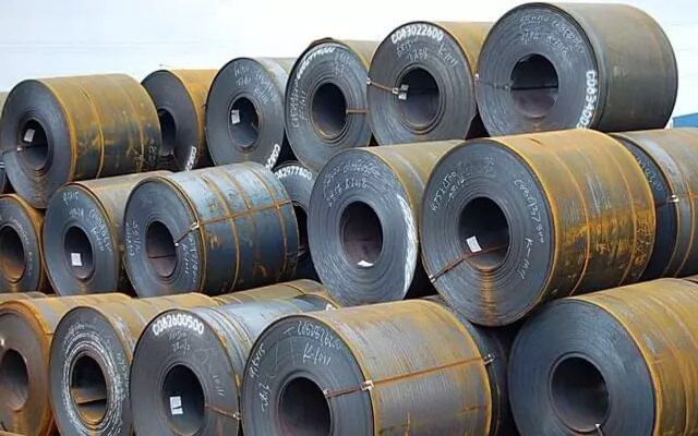 Giá HRC Trung Quốc giảm tuần thứ ba liên tiếp, Hòa Phát và Formosa đồng loạt hạ giá