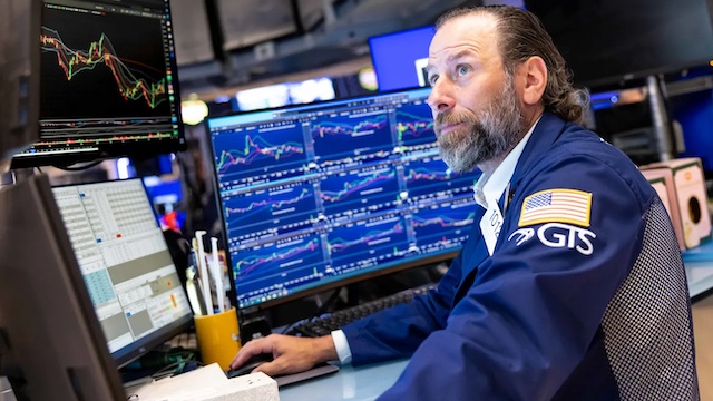 S&P 500 tăng tuần thứ hai liên tiếp, Nvidia và Meta bứt phá