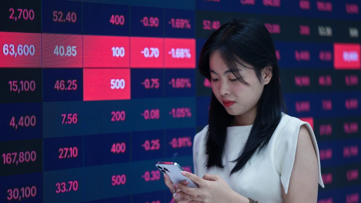 VN-Index xuống mức thấp nhất 3 tháng