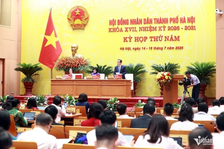 Giám đốc Sở Xây dựng: Nước dâng 30cm, kéo dài quá 30 phút mới gọi là ngập úng