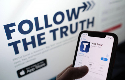 Trump Media bán dịch vụ xem sớm bài đăng của Trump trên Truth Social