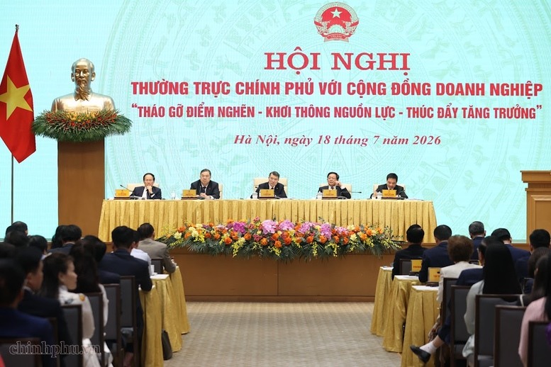 Thủ tướng: Tất cả các vấn đề vướng mắc mà doanh nghiệp phản ánh đúng thì sẽ xử lý đến cùng