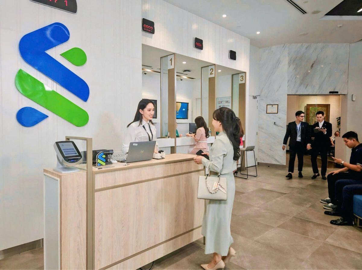Standard Chartered Bank nâng dự báo tăng trưởng GDP Việt Nam năm 2026 lên 9.5%