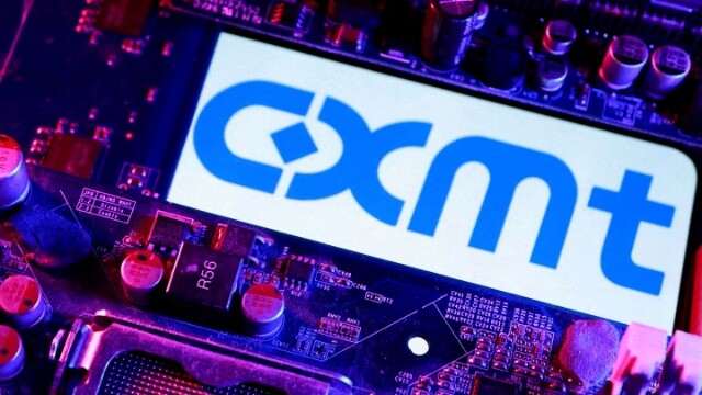 Nhà đầu tư đổ xô vào cổ phiếu chip Trung Quốc, CXMT tăng gần 500% trong ngày đầu niêm yết
