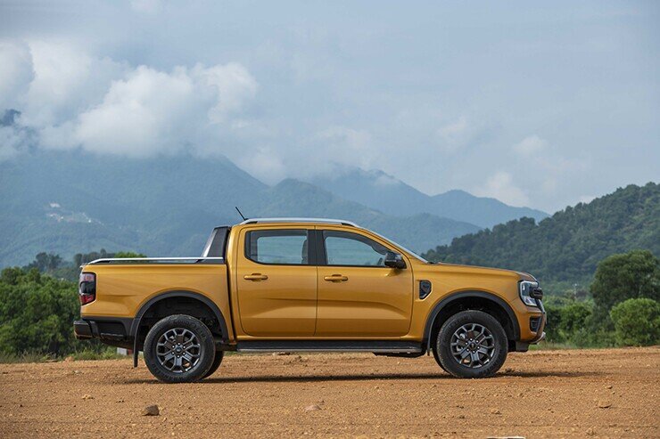 Giá xe Ford Ranger lăn bánh kèm ưu đãi tháng 7/2026