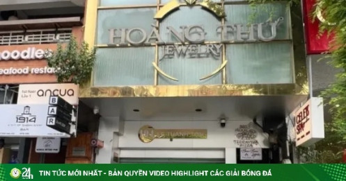 Vì sao loạt cửa hàng kim cương tại TP Hồ Chí Minh ngưng giao dịch?