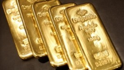 Vàng thế giới tăng hơn 1% nhờ đồng USD suy yếu