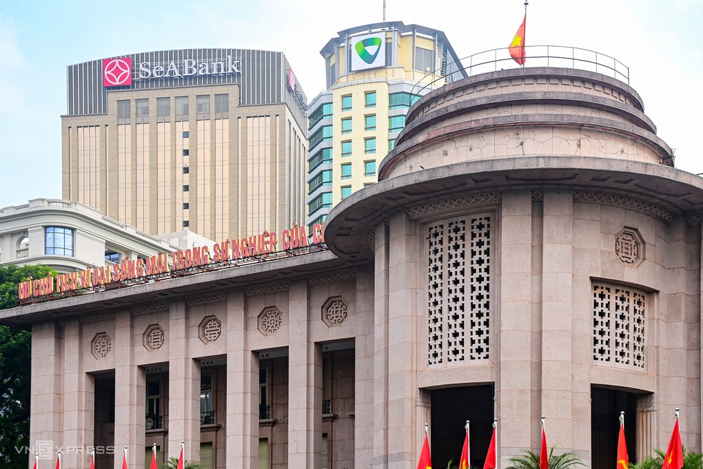 Ngân hàng quốc doanh tiếp tục được 'nới thanh khoản'