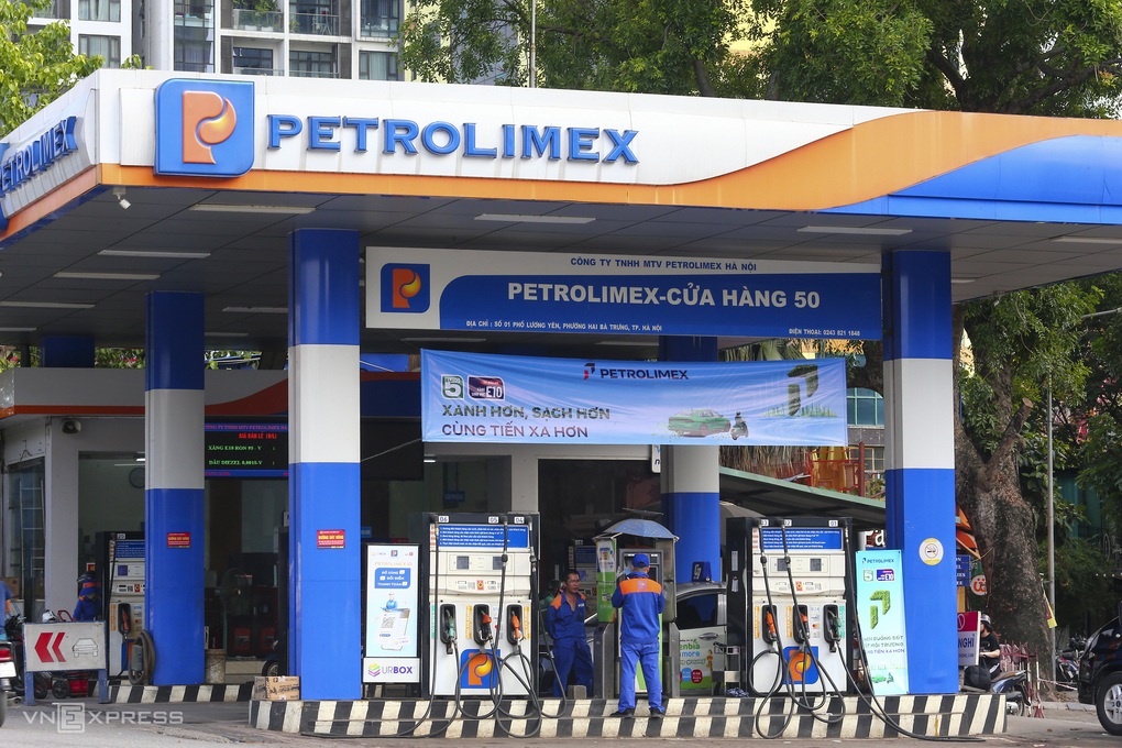 Petrolimex thu hơn 5 tỷ USD một quý