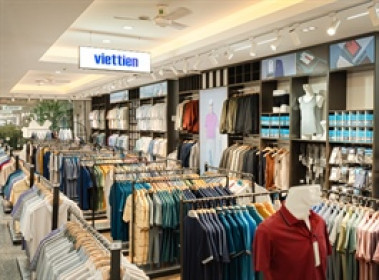 Khách hàng lớn Uniqlo giảm dư nợ, May Việt Tiến lãi kỷ lục trong quý 2
