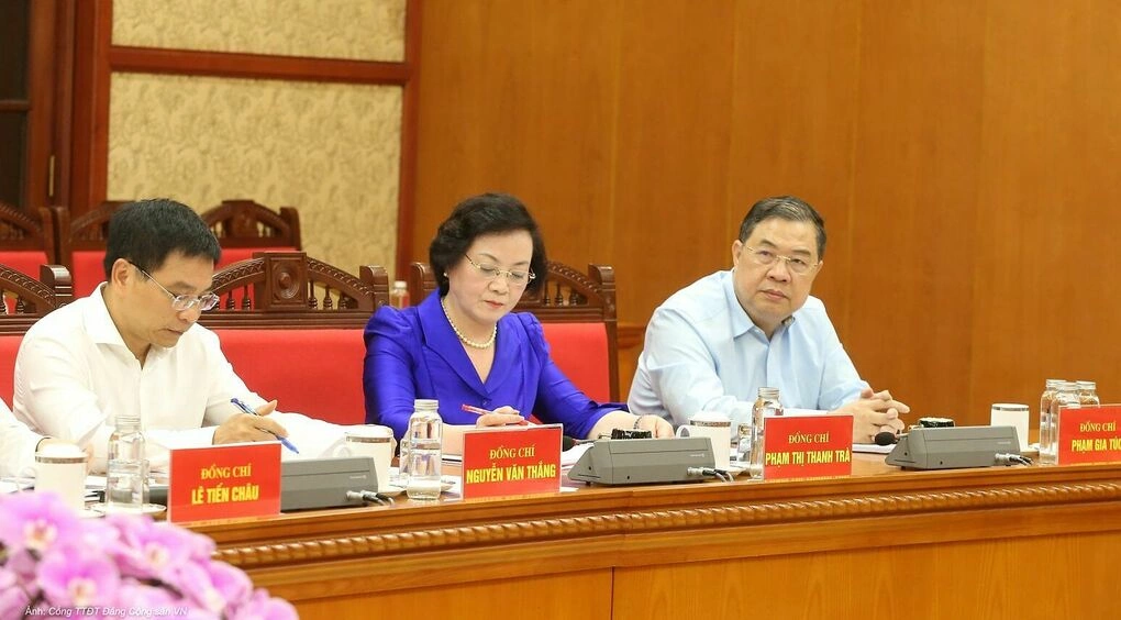 Tổng Bí thư, Chủ tịch nước: Làm rõ trách nhiệm khi dự án chậm tiến độ, đội vốn