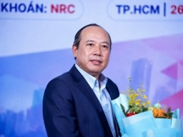 NRC vẫn nợ thuế trăm tỷ, cổ phiếu gần chia đôi sau khi ông Đỗ Thành Nhân xuất hiện
