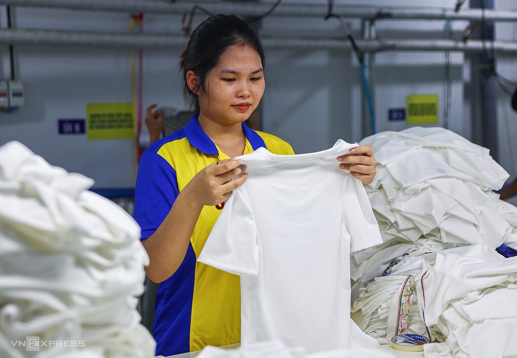 Tra cứu mức phạt vi phạm trả lương, hợp đồng lao động từ 10/9