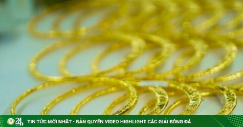 Giá vàng thế giới sôi sục, SJC tăng 5 triệu đồng/lượng: Sắp lặp lại cú sụt giảm?