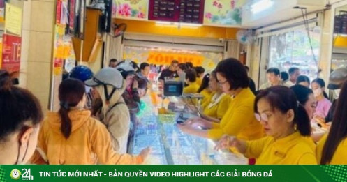 Các tiệm vàng Mi Hồng vẫn đông nghịt khách sau thông tin kết luận thanh tra