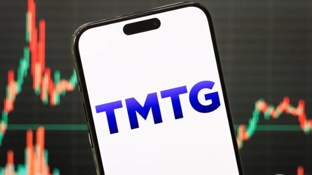 Công ty mạng xã hội của ông Trump lỗ hàng trăm triệu USD vì tiền ảo