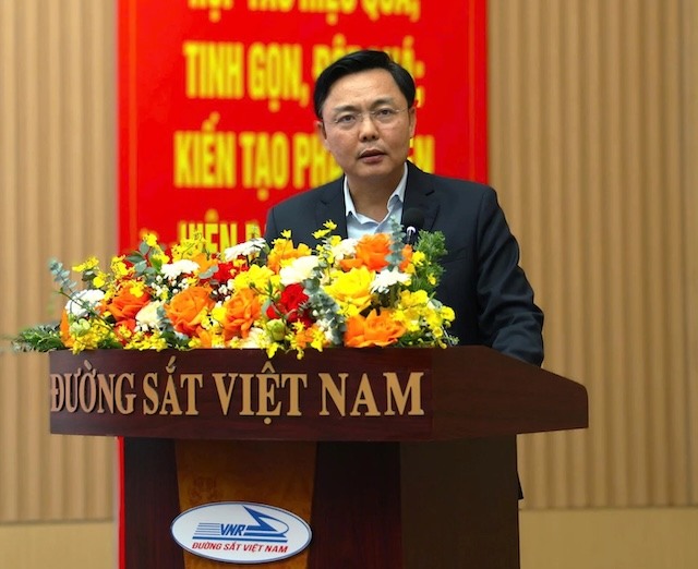 Đường sắt Việt Nam chính thức chuyển sang mô hình tập đoàn vốn hơn 3,100 tỷ, Nhà nước nắm 100%
